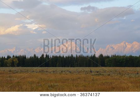Grand Teton Range bei Sonnenaufgang