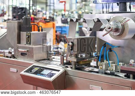 Roll Aluminum Foil Of Blister Packing At Automatic Manufacturing Machine For Pharmaceutical In Indus