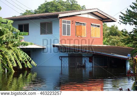 View Landscape Cityscape Countryside Of Bang Bua Thong City While Water Flood Vintage Wood Home And