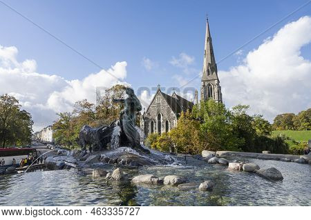 Copenhagen, Denmark. October 2022. View Of The Gefion Fountain, A Bronze Fountain Built In 1908, Dep