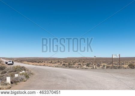 Fraserburg, South Africa - Sep 3, 2022: Start Of The Scenic Postal Route At Fraserburg In The Northe
