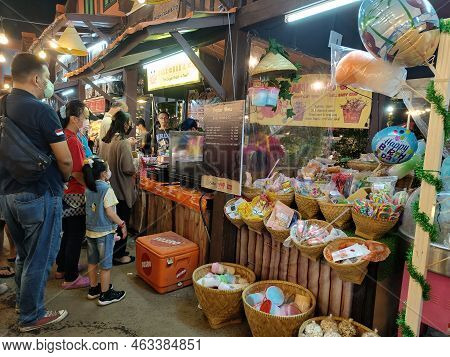 Jakarta, Indonesia- 24 September 2022 : Variety Of Sweets For Sale Sold By Food Vendors At The Local