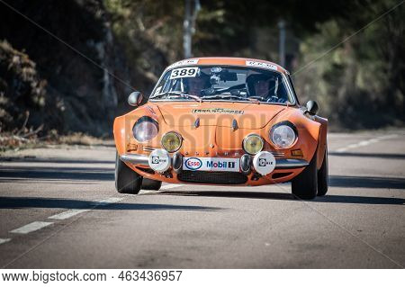 Novella, Corsica, France - 7th October 2022: Benoit Vergnet And Xavier Nasica Compete In Their Alpin