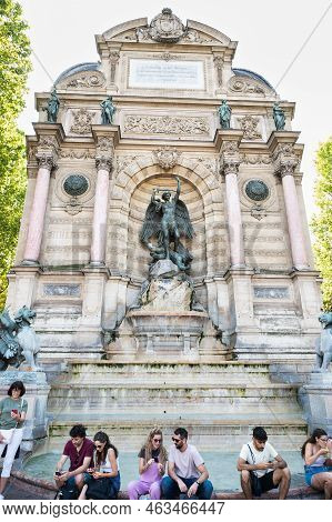 Paris, France - August 27 2022: The Fontaine Saint-michel Located In Place Saint-michel In The 6th A