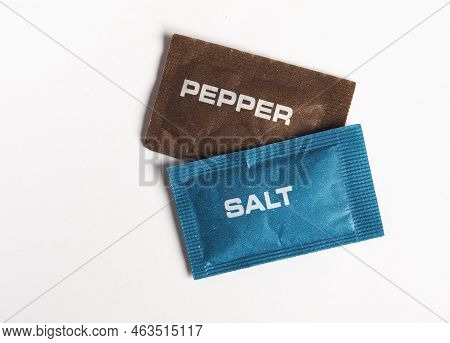 Single Dose Salt And Pepper Sachet