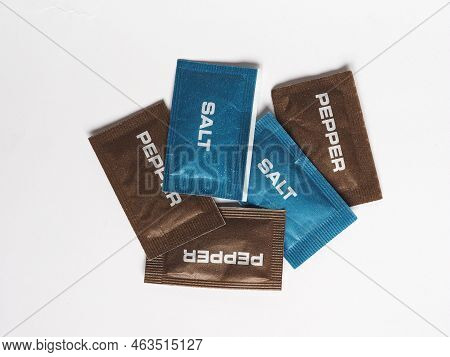Single Dose Salt And Pepper Sachet