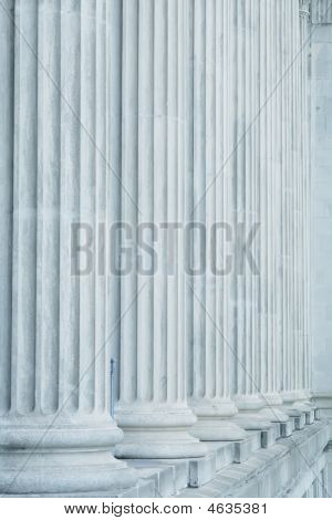 Spravedlnost, právo a pořádek