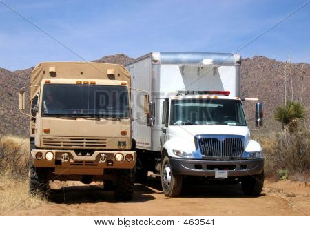 Unimog og fragt lastbil