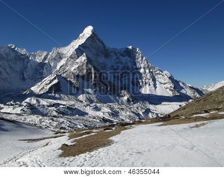 Ama Dablam og gletscheren, Chhukhung