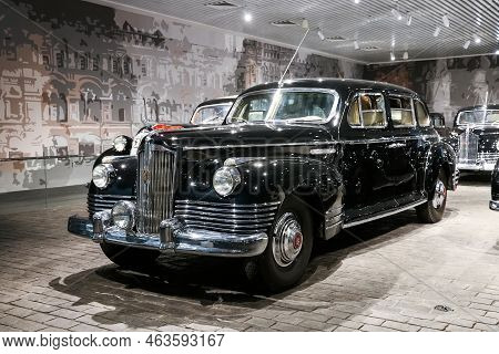 Verkhnyaya Pyshma, Russia - September 14, 2021: Soviet Governmental Car Zis-110 In The Ummc Museum O