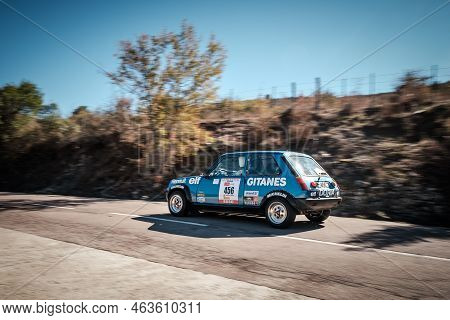 Novella, Corsica, France - 7th October 2022: Ludovic Perrin And Serge Nicolas Compete In Their Renau