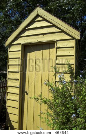 Toilette all'aperto