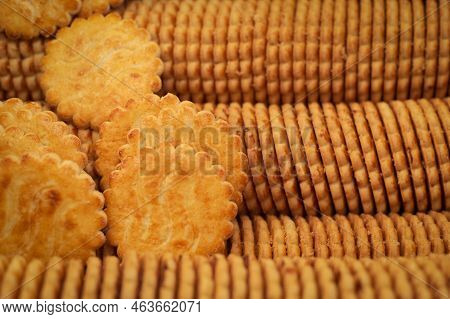 Bretonne Galettes: Traditional Salted Butter Breton Cookies
