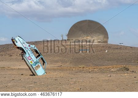 Tankwa, South Africa - Sep 4, 2022: Outdoor Attractions At Tankwa Road Stall Next To Road R355 In Th