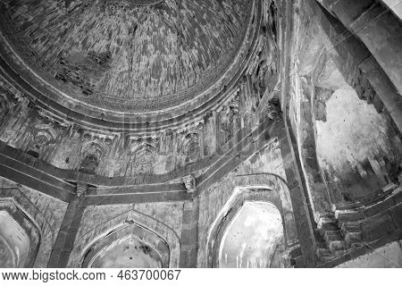 Mughal Architecture Inside Lodhi Gardens, Delhi, India, Beautiful Architecture Inside The The Three-