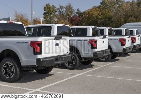 Plainfield - Circa October 2022: Ford F-150 Lightning Fleet Display. Ford Offers The F150 Lightning 