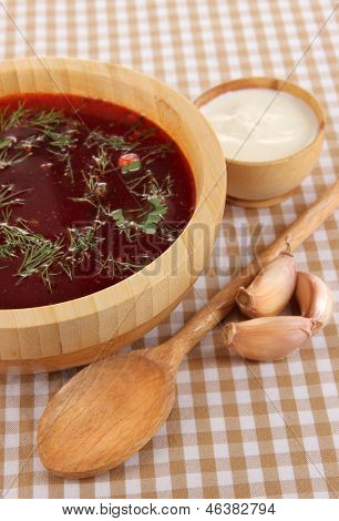 Vynikající boršč v tabulce detail
