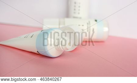 Kyiv, Ukraine - 19 August 2022: Korean Skin Care Brand Round Lab Set Of Mini Products Tonic, Cleanse