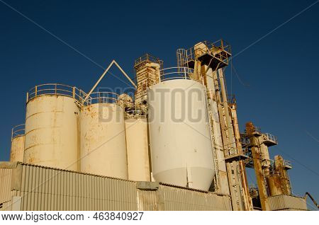 Gypsum, Plaster And Prefabricated Plaster Factory. Arinaga Industrial Park. Aguimes. Gran Canaria. C