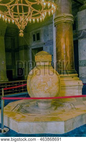Istanbul, Turkiye; September 6, 2022: Large 16th Century Marble Jar On Display Inside Hagia Sopia Mo