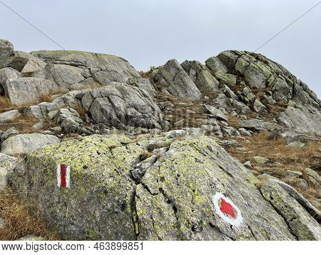 Mountaineering Signposts And Markings In The Mountainous Area Of The Alpine St. Gotthard Pass (gotth