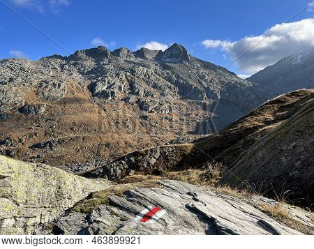 Mountaineering Signposts And Markings In The Mountainous Area Of The Alpine St. Gotthard Pass (gotth