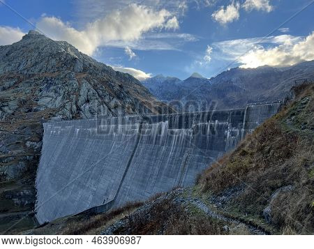 The Dam Lucendro Or Concrete Dam On The Reservoir Lake Lago Di Lucendro In The Swiss Alpine Area Of 