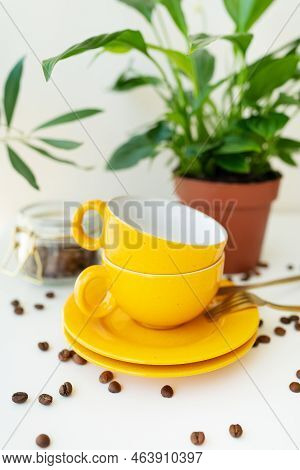 Beautiful Morning, The Process Of Making Coffee. An Automatic Drip Coffee Maker Stands With A Yellow