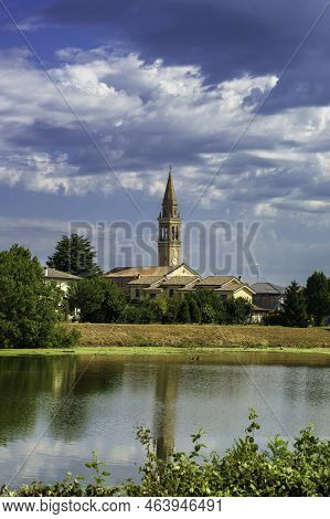 Country Landscape In Polesine Near Adria, Rovigo Province, Veneto, Italy, At Summer
