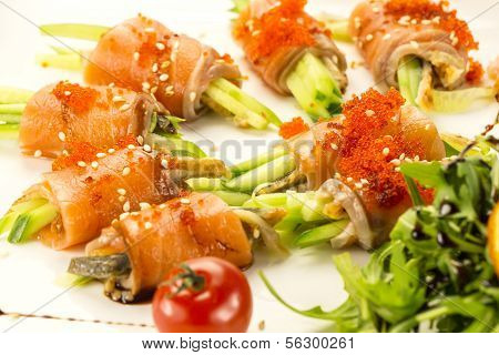 Fish rolls with herbs