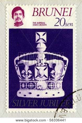 Brunei frimærke fejrer Dronningens Silver Jubilee