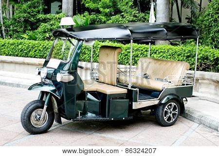 Thailand - Motorized Three-wheelers 