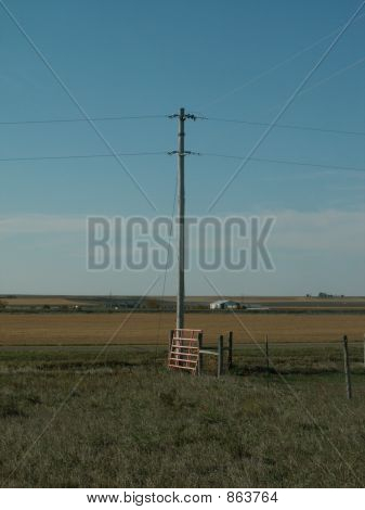 Telefonstolpe och Gate