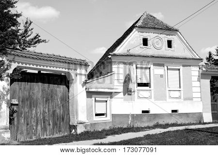 Typical house in the village Crit-Kreutz, Transylvania. The villagers started building a single-nave Romanesque church, which is uncommon for a Saxon church, in the 13th century.