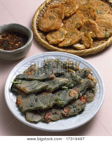 Koreanske ristet pandekage mad
