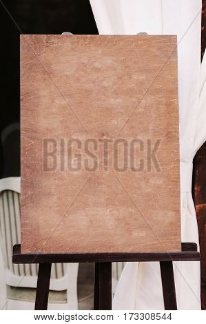 Wedding Guest List On Wooden Brown Easel