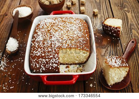 Semolina Pie With Coconut