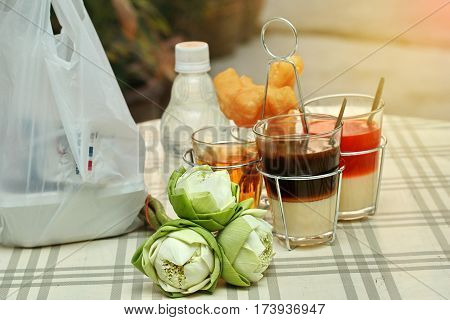 Thai Traditional Milk Coffee And Milk Tea And  Patongko .