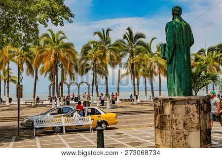 Puerto Vallarta, Mexico - September 6, 2015: Unidentified People On The Street Of Puerto Vallarta In