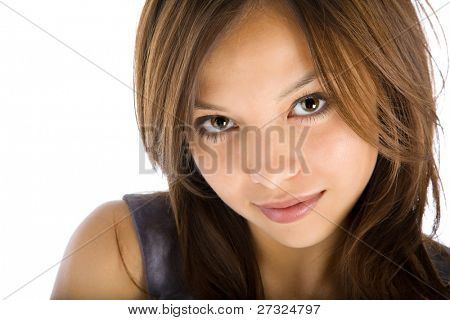  bella ragazza Yong sul ritratto bianco