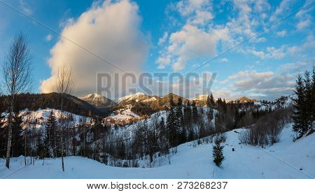 Sunrise Morning Winter Scenery Picturesque Alp Mountain Ridge (ukraine, Carpathian Mountains, Chorno