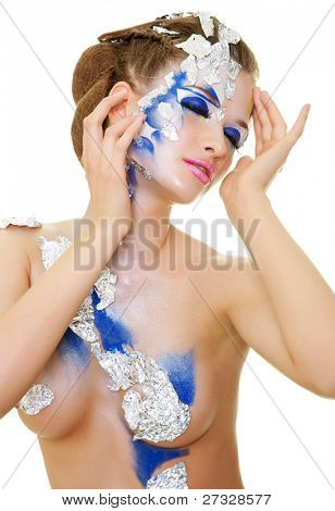  portrét krásné dívky s kreativní bodyart