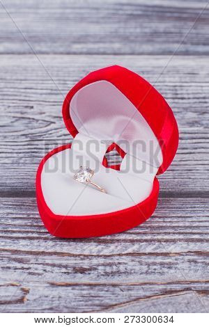 Heart Shaped Velvet Wedding Ring Box. Red Velvet Jewelry Gift Box In A Shape Of A Heart With Gold En