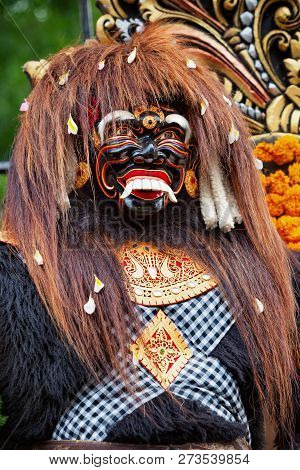 Traditional Balinese Temple Old Puppet Mask For Religious Holiday Festivals And Ceremonies - Protect