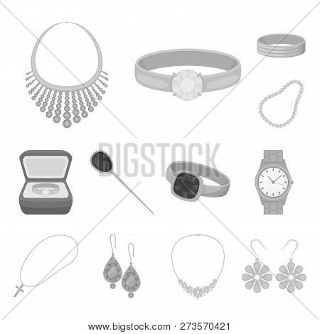 Isolated Object Of Jewelery And Necklace Icon. Collection Of Jewelery And Pendent Stock Symbol For W