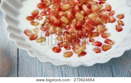 Levant Balsamic Pomegranate Labneh