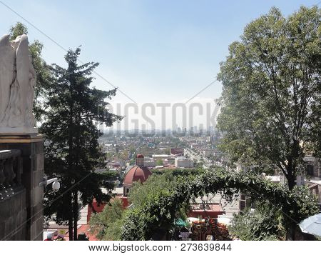 Basilica Our-lady-of-guadalupe - Mexico. The Basilica Our-lady-of-guadalupe Is A Catholic Basilica D
