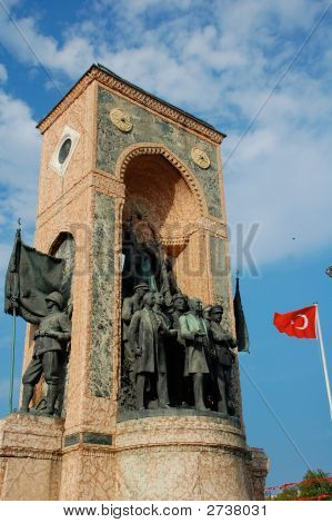 Istanbul Beyoglu pomník