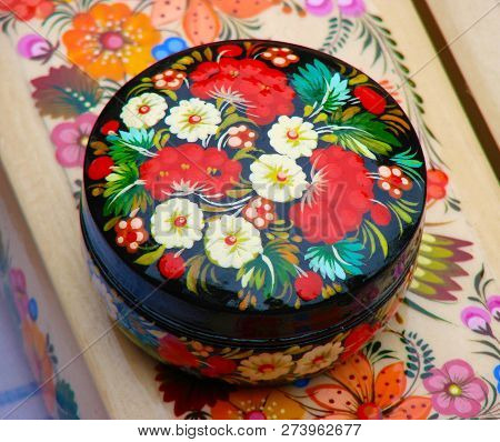 Products Petrikov Painting On Sorochintsy Fair Village Dikanka Poltava Region Of Ukraine 20.08.2011