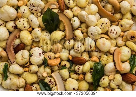 Phool Makhana Chivda Is A Crunchy Healthy Snack From India, Perfect For Teatime. Served In A Bowl Or